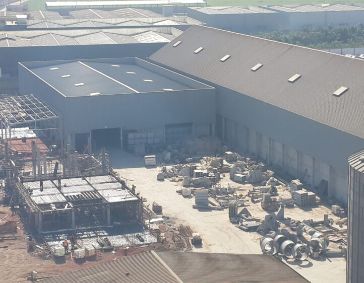 Vue sur Hangars